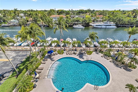 Real estate property located at 90 Edgewater Dr #624, Miami-dade, Gables Waterway Towers Co, Coral Gables, FL
