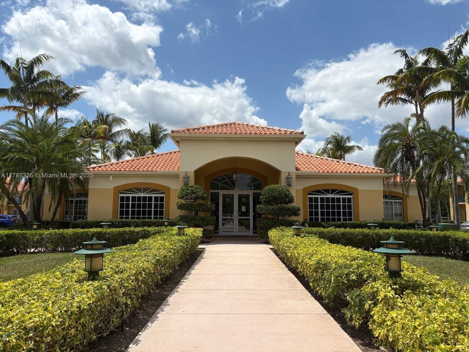 Real estate property located at 7340 114th Ave #201, Miami-dade, Palm Gardens At Doral Con, Doral, FL