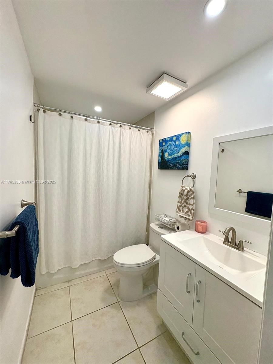 Real estate property located at 7340 114th Ave #201, Miami-dade, Palm Gardens At Doral Con, Doral, FL