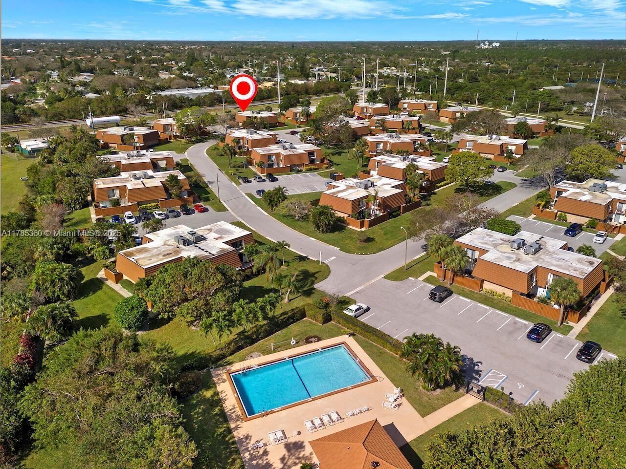 Real estate property located at 3900 County Line Rd #10C, Palm Beach, Tequesta Hills Condo, Tequesta, FL