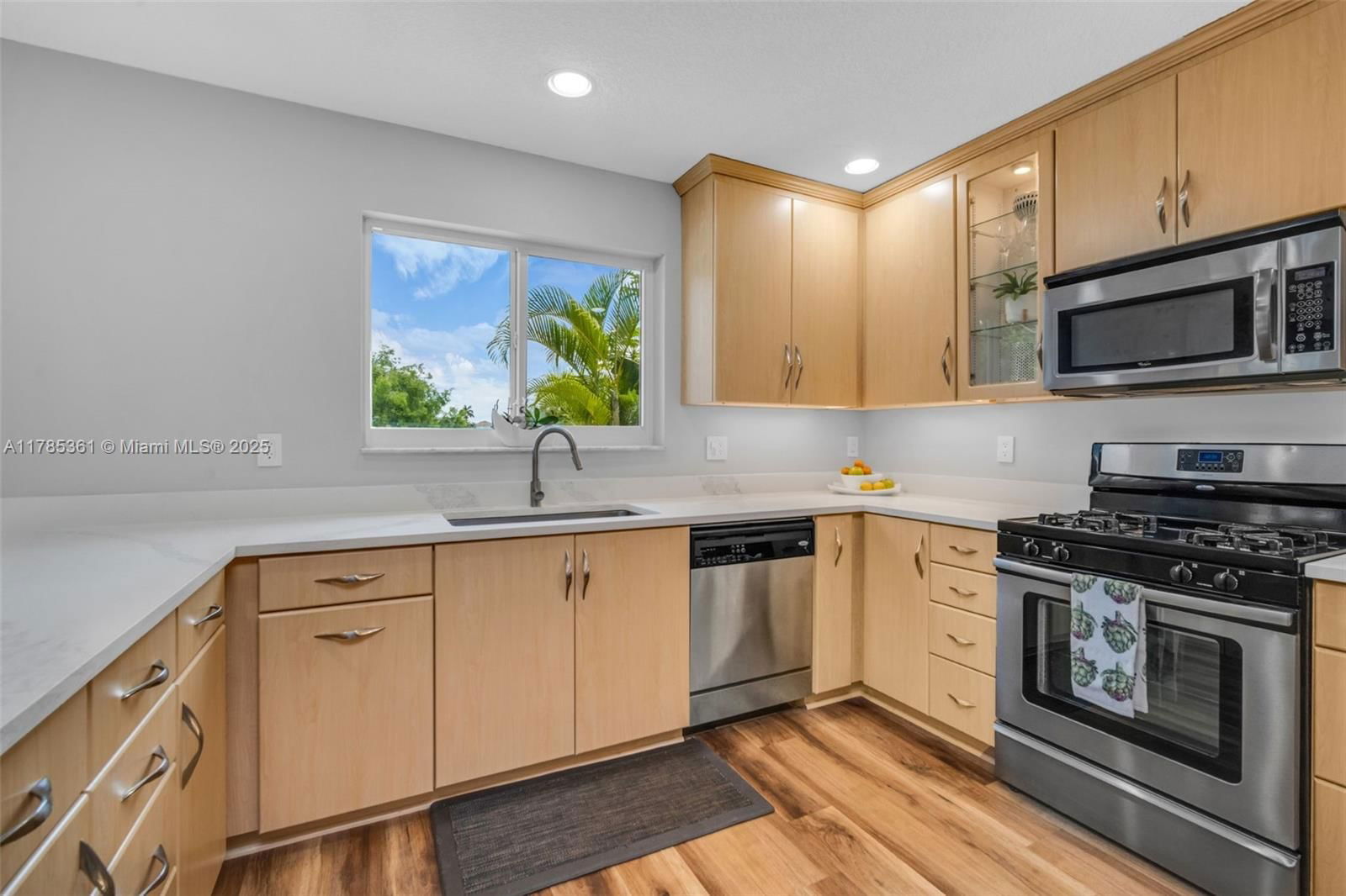 Real estate property located at 13473 5th Ct, Broward, Sawgrass Plantation, Plantation, FL