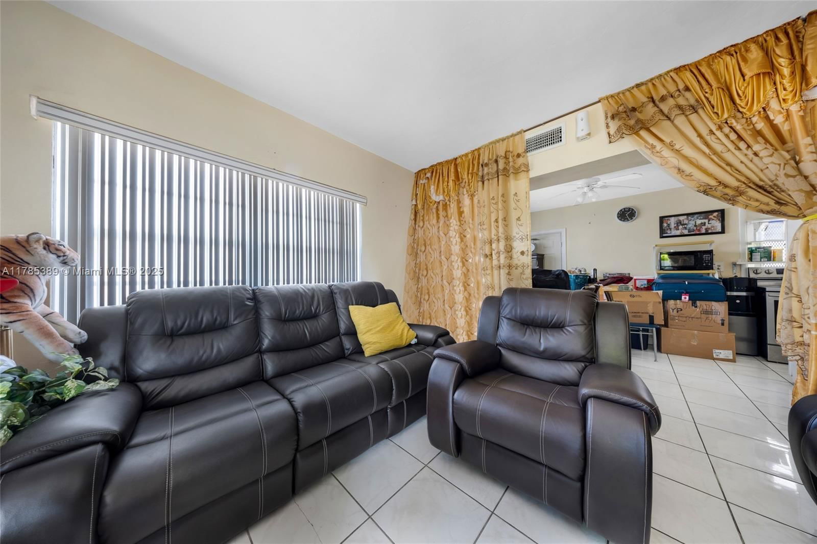Real estate property located at 1644 4th St, Miami-dade, Miami, FL