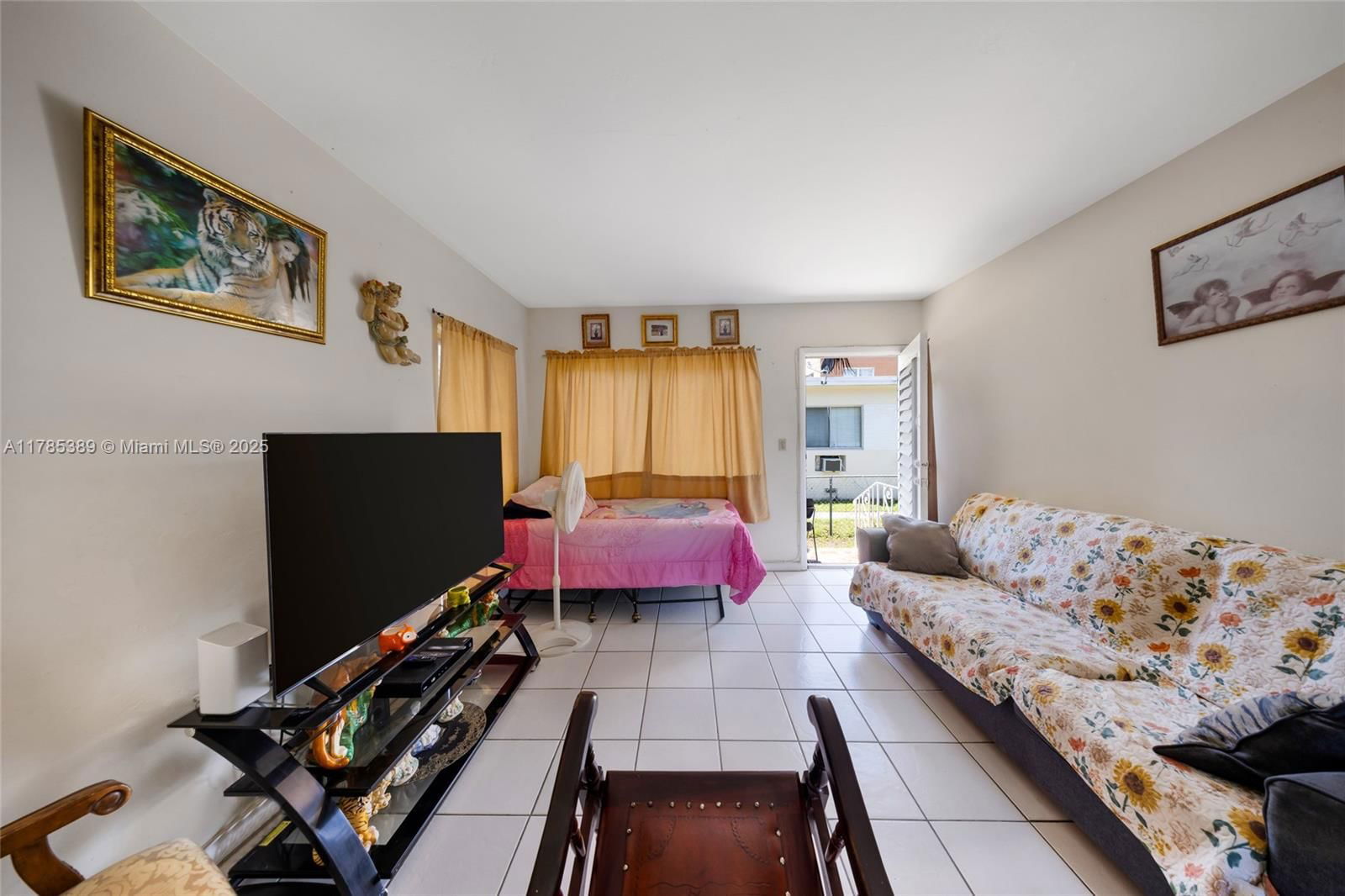 Real estate property located at 1644 4th St, Miami-dade, Miami, FL
