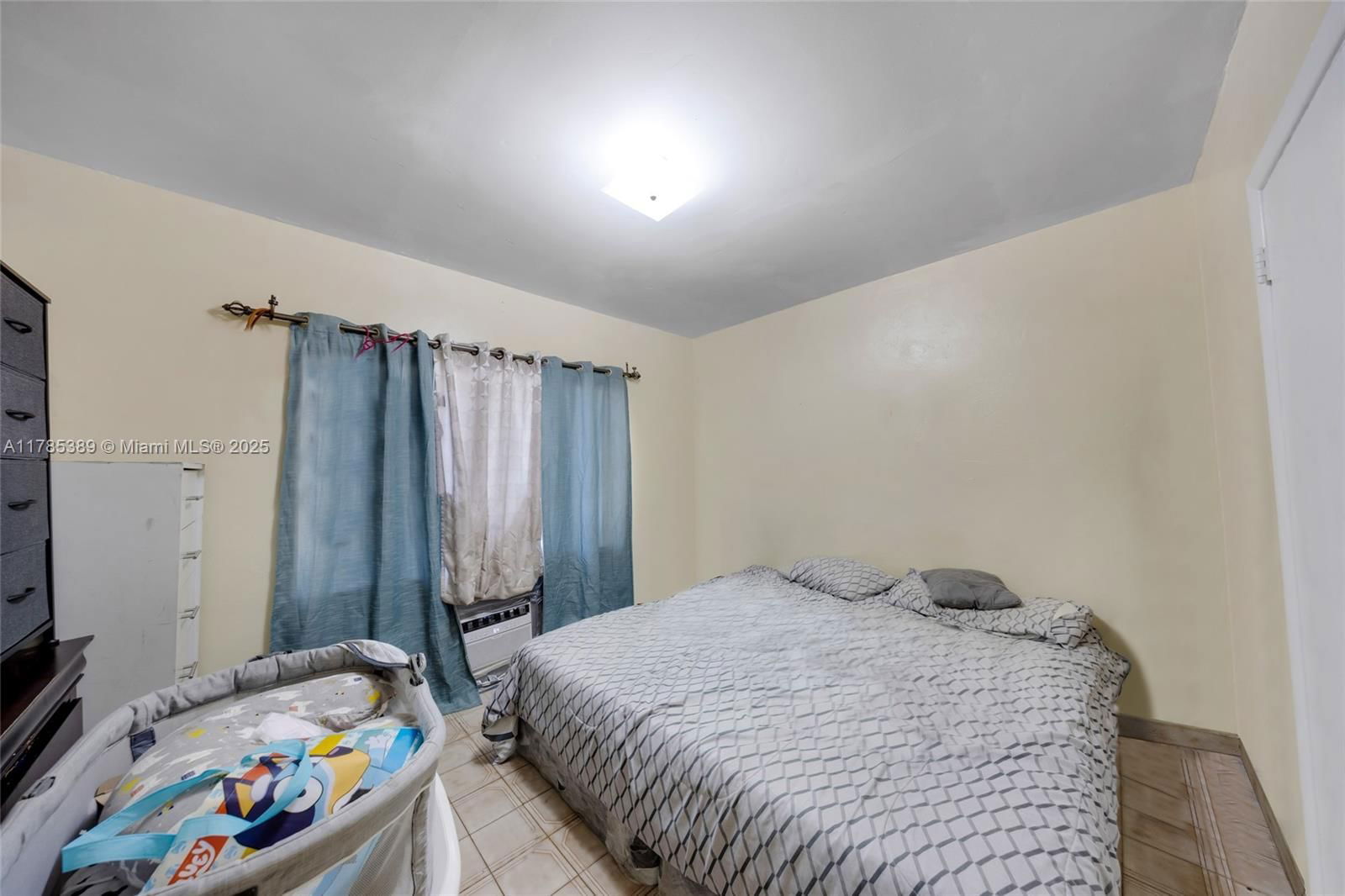 Real estate property located at 1644 4th St, Miami-dade, Miami, FL