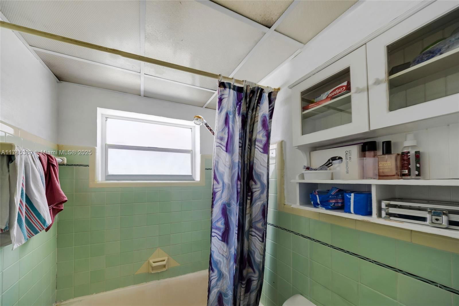 Real estate property located at 1644 4th St, Miami-dade, Miami, FL