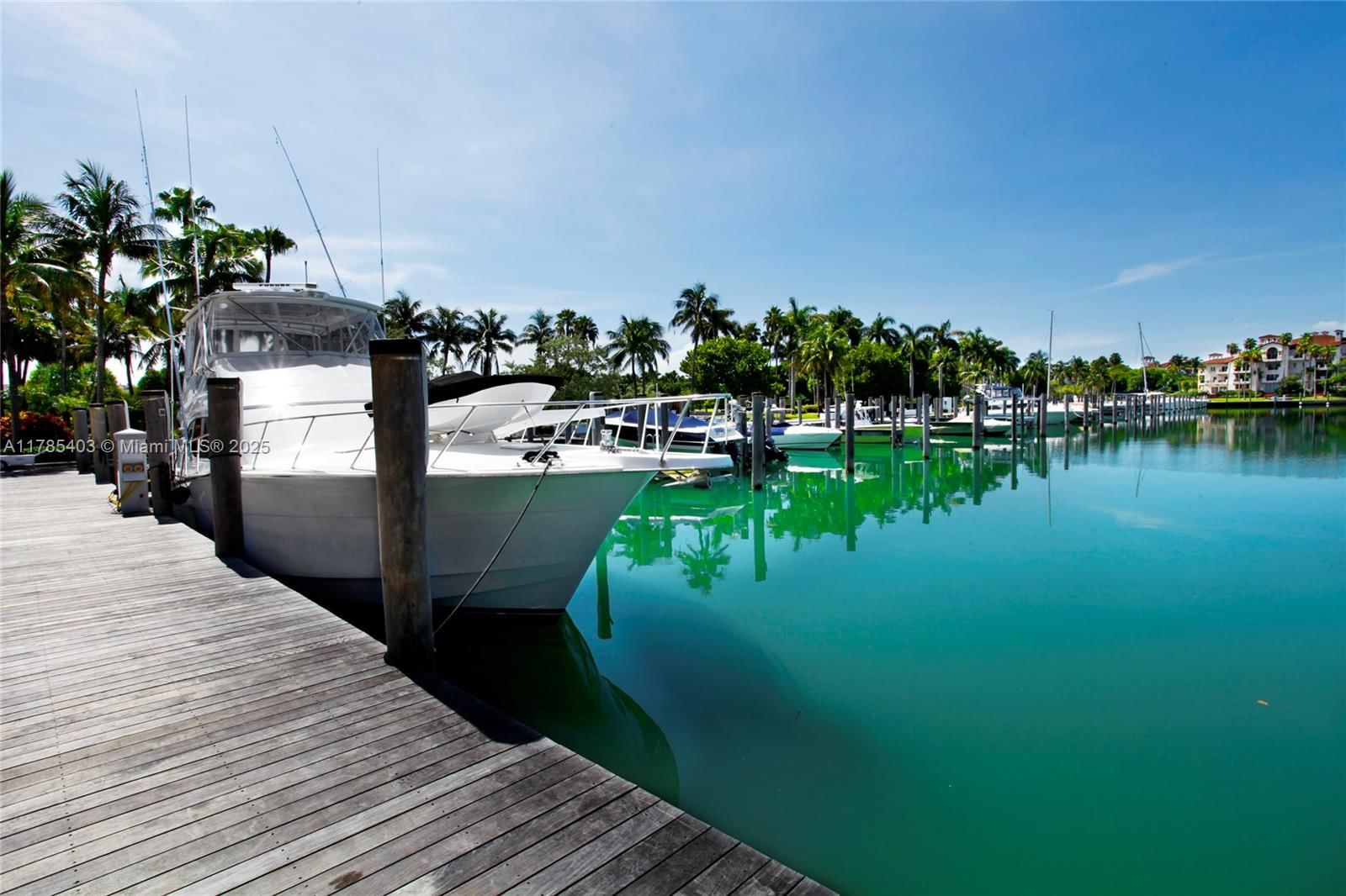 Real estate property located at 19152 Fisher Island Dr #19152, Miami-dade, Seaside Condo, Miami Beach, FL