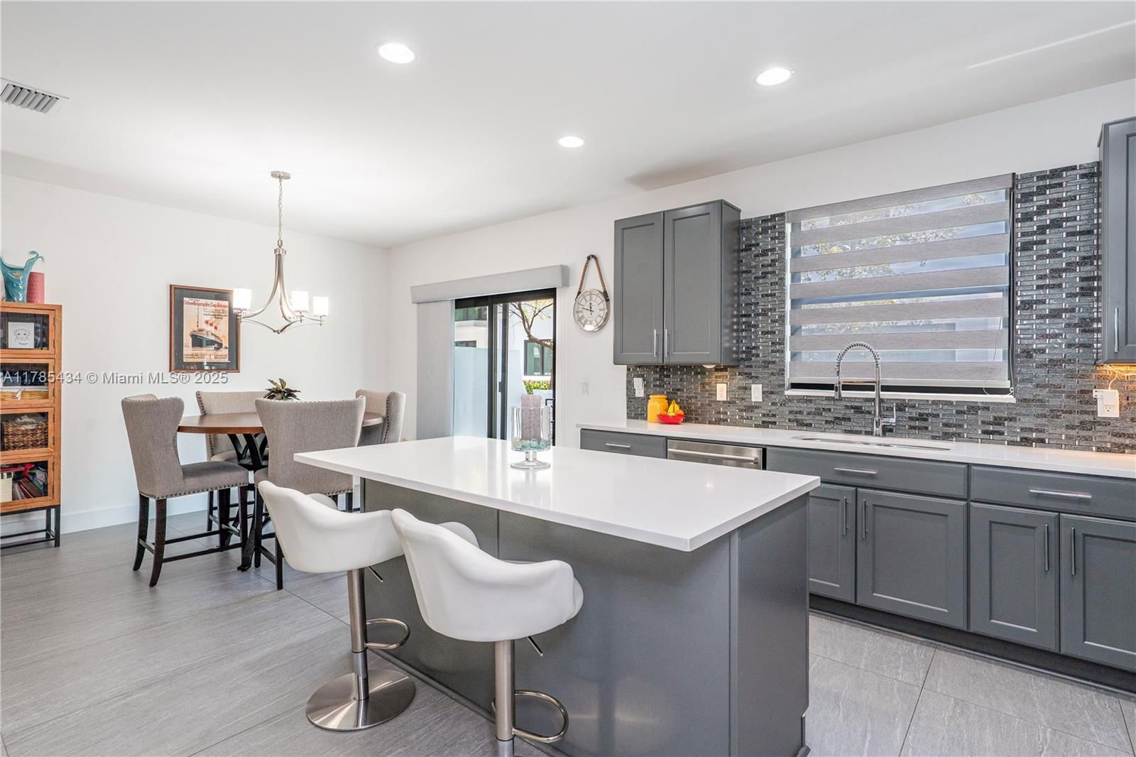 Real estate property located at 4538 Aqua Bella Ln, Broward, Canal Groves, Dania Beach, FL