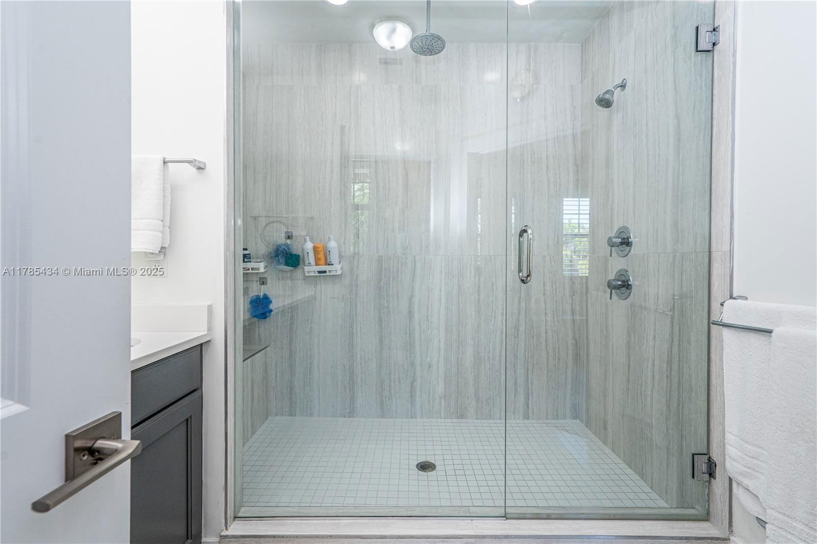 Real estate property located at 4538 Aqua Bella Ln, Broward, Canal Groves, Dania Beach, FL