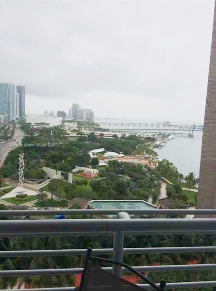 Real estate property located at 325 Biscayne Blvd #2122, Miami-dade, One Miami West Condo, Miami, FL