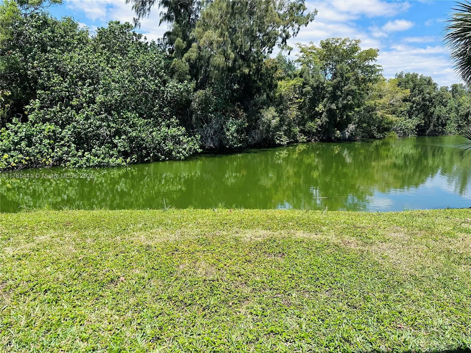 Real estate property located at 102 Northampton F #102, Palm Beach, Northampton Condos, West Palm Beach, FL
