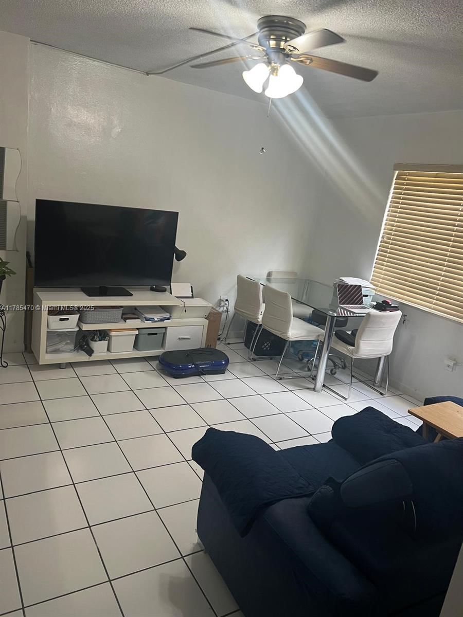 Real estate property located at 1735 164th St B203, Miami-dade, Haifa Condo, North Miami Beach, FL