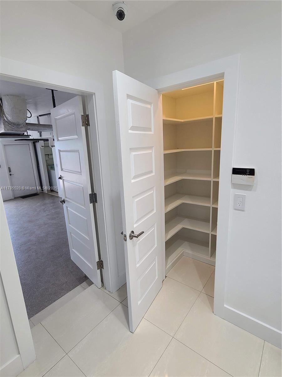 Real estate property located at 9825 Broadview Ter, Miami-dade, Bay Harbor Island, Bay Harbor Islands, FL