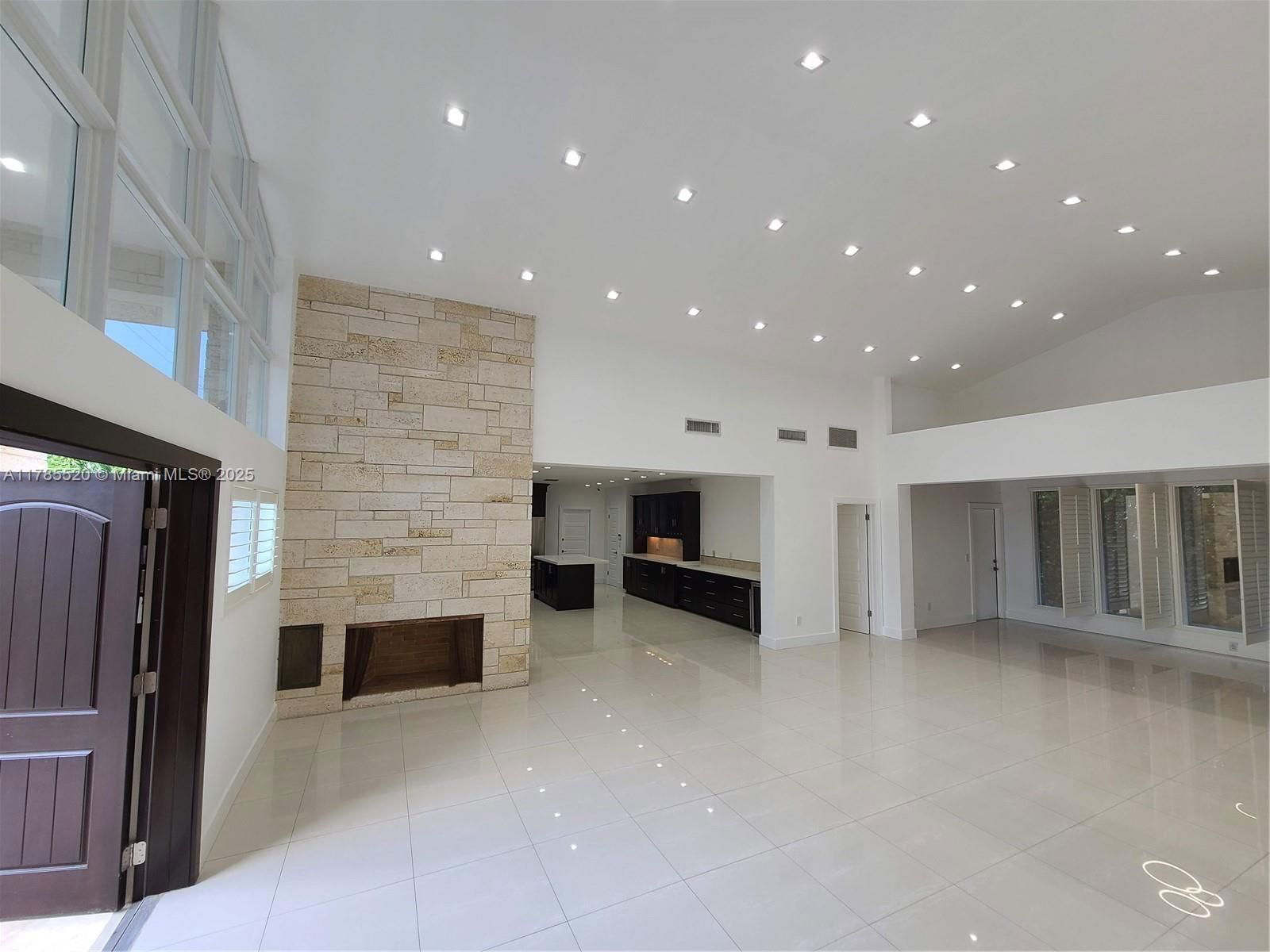 Real estate property located at 9825 Broadview Ter, Miami-dade, Bay Harbor Island, Bay Harbor Islands, FL