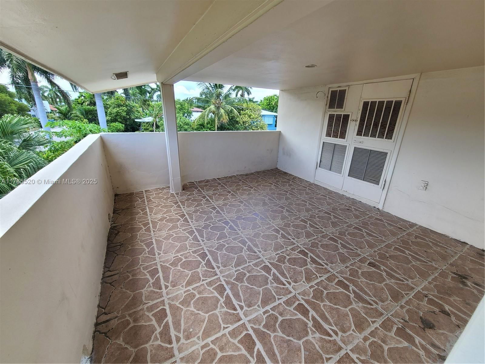 Real estate property located at 9825 Broadview Ter, Miami-dade, Bay Harbor Island, Bay Harbor Islands, FL