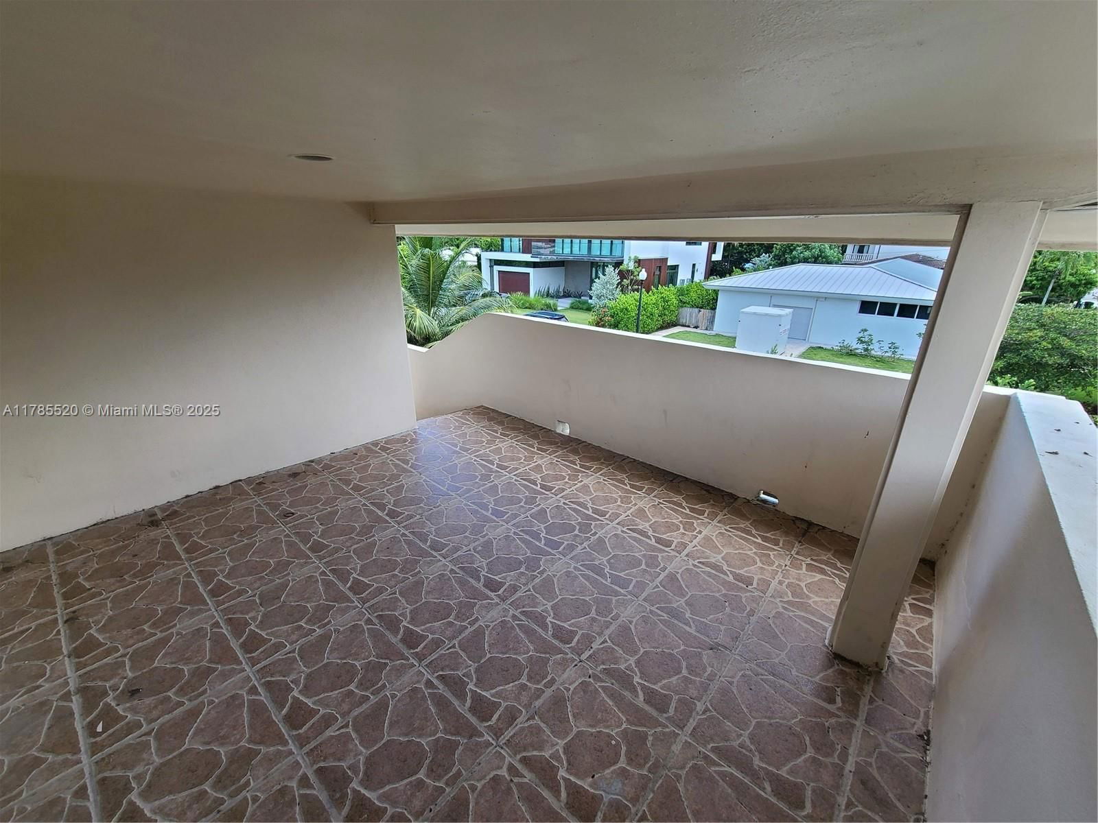 Real estate property located at 9825 Broadview Ter, Miami-dade, Bay Harbor Island, Bay Harbor Islands, FL