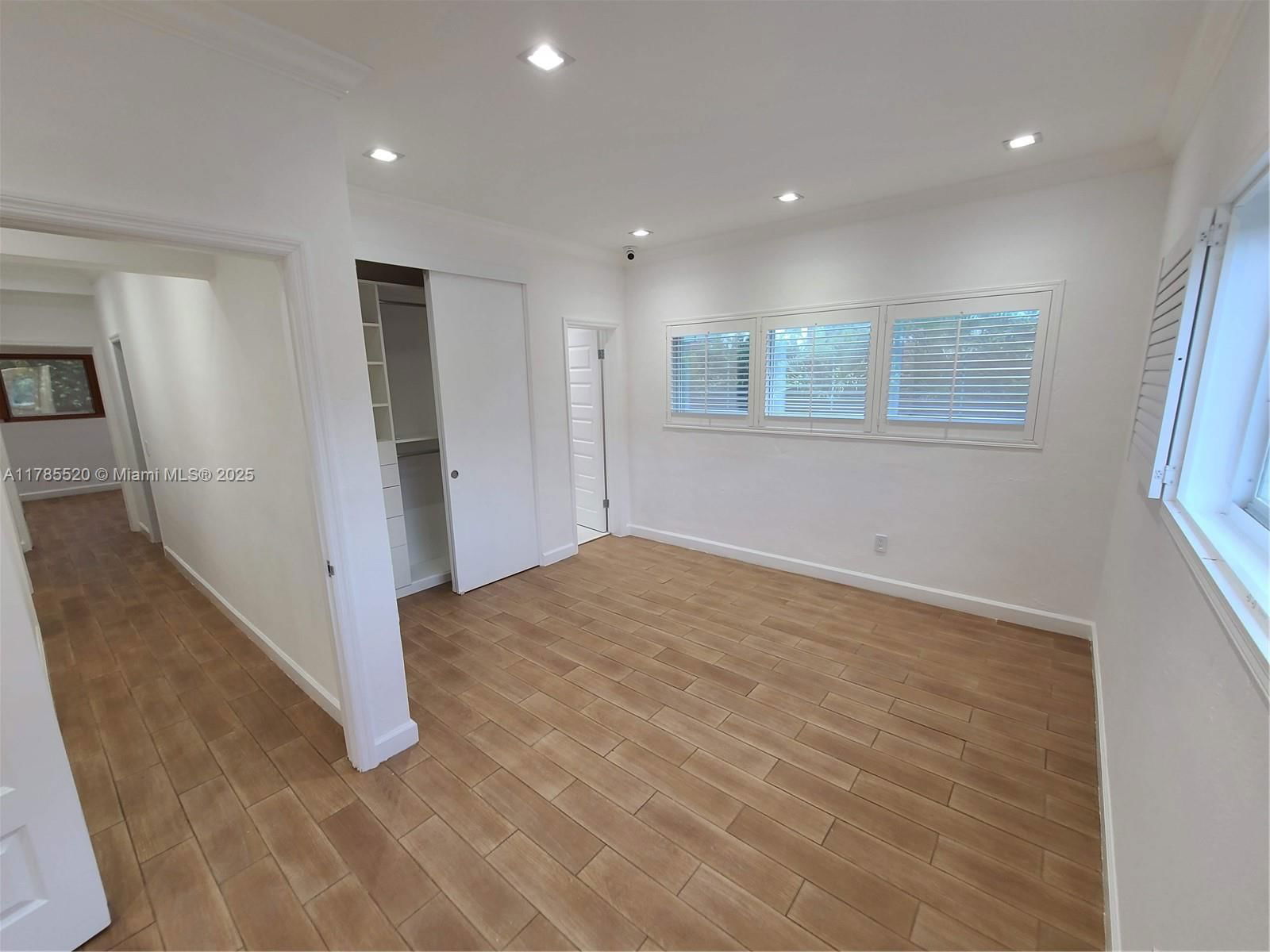 Real estate property located at 9825 Broadview Ter, Miami-dade, Bay Harbor Island, Bay Harbor Islands, FL