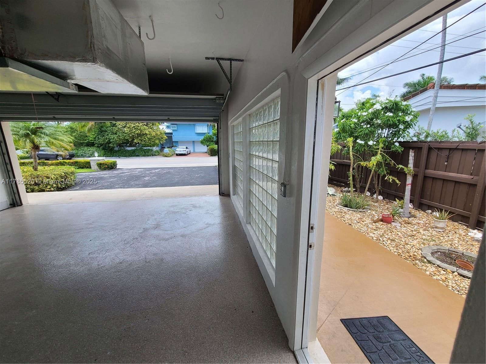Real estate property located at 9825 Broadview Ter, Miami-dade, Bay Harbor Island, Bay Harbor Islands, FL