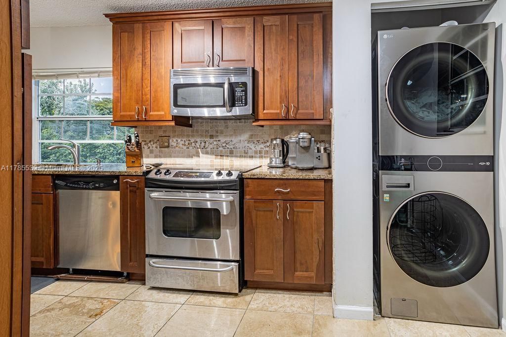 Real estate property located at 6500 Via Regina #8, Palm Beach, Plum At Boca Pointe Condo, Boca Raton, FL