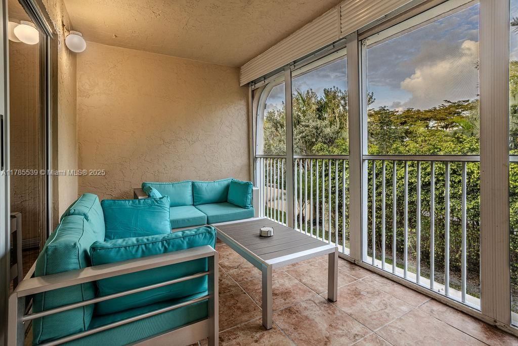 Real estate property located at 6500 Via Regina #8, Palm Beach, Plum At Boca Pointe Condo, Boca Raton, FL