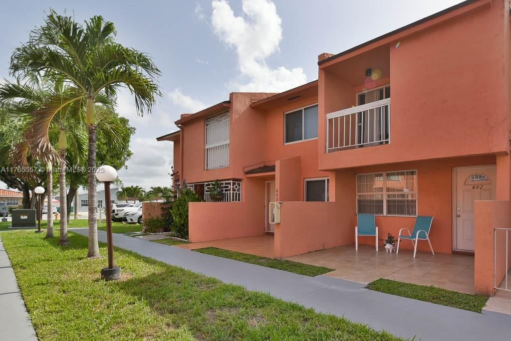Real estate property located at 11365 2nd St #602, Miami-dade, Homes Of West Flagler Est, Sweetwater, FL