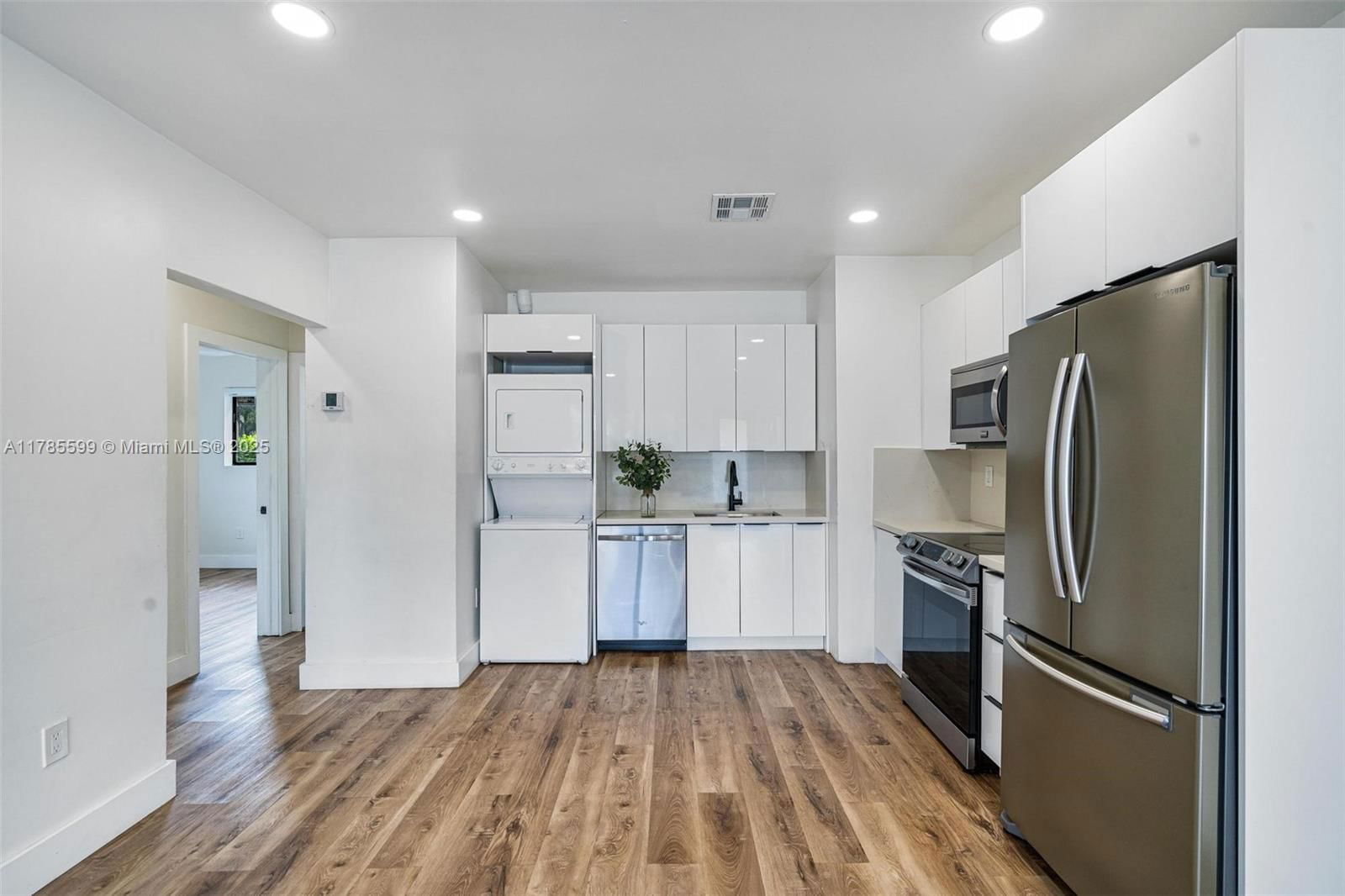 Real estate property located at 13210 28th Ave, Miami-dade, Mongiello 1st Addn Amd, Opa-Locka, FL