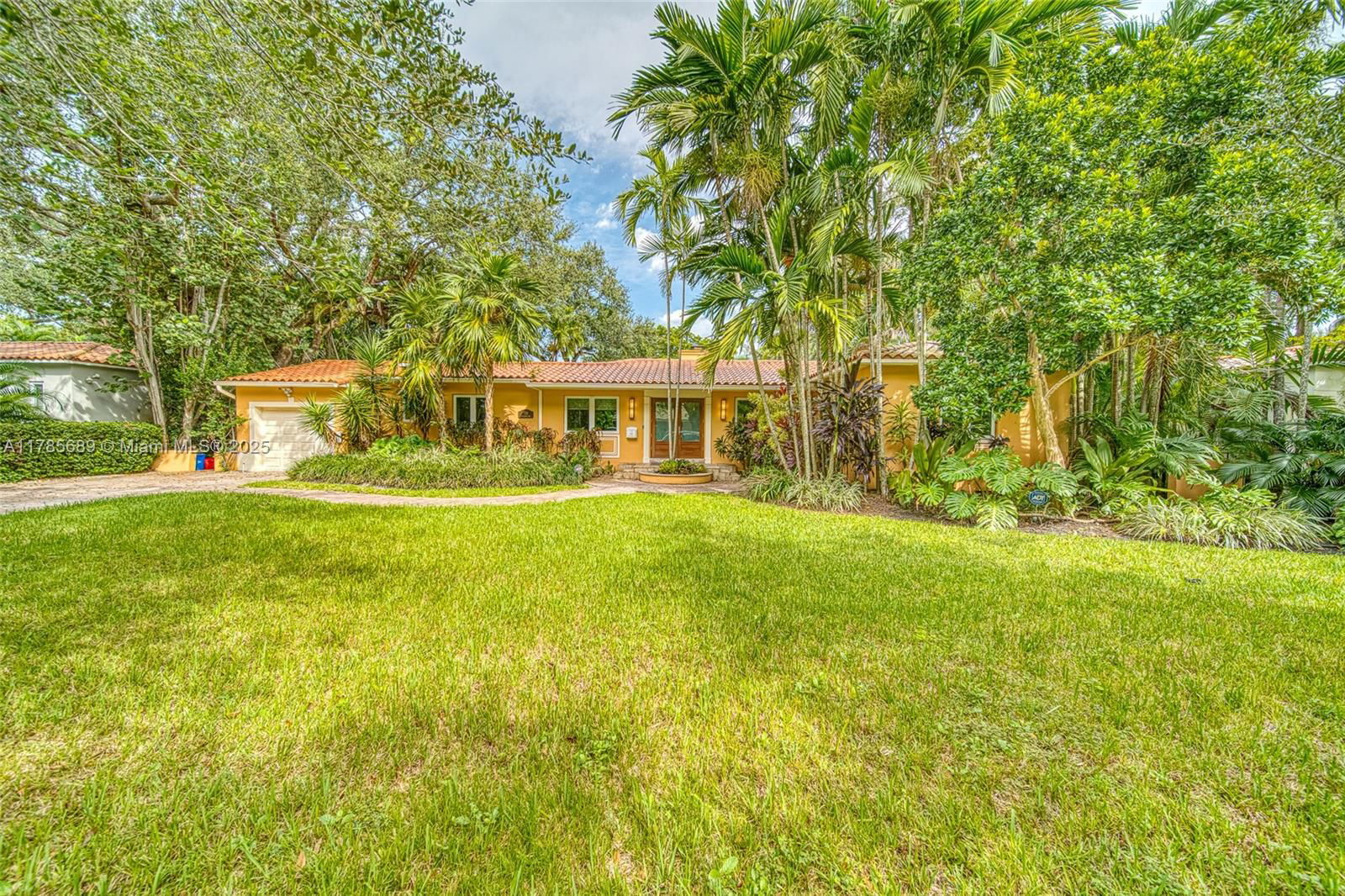 Real estate property located at 721 Catalonia Ave, Miami-dade, Biltmore Addn, Coral Gables, FL