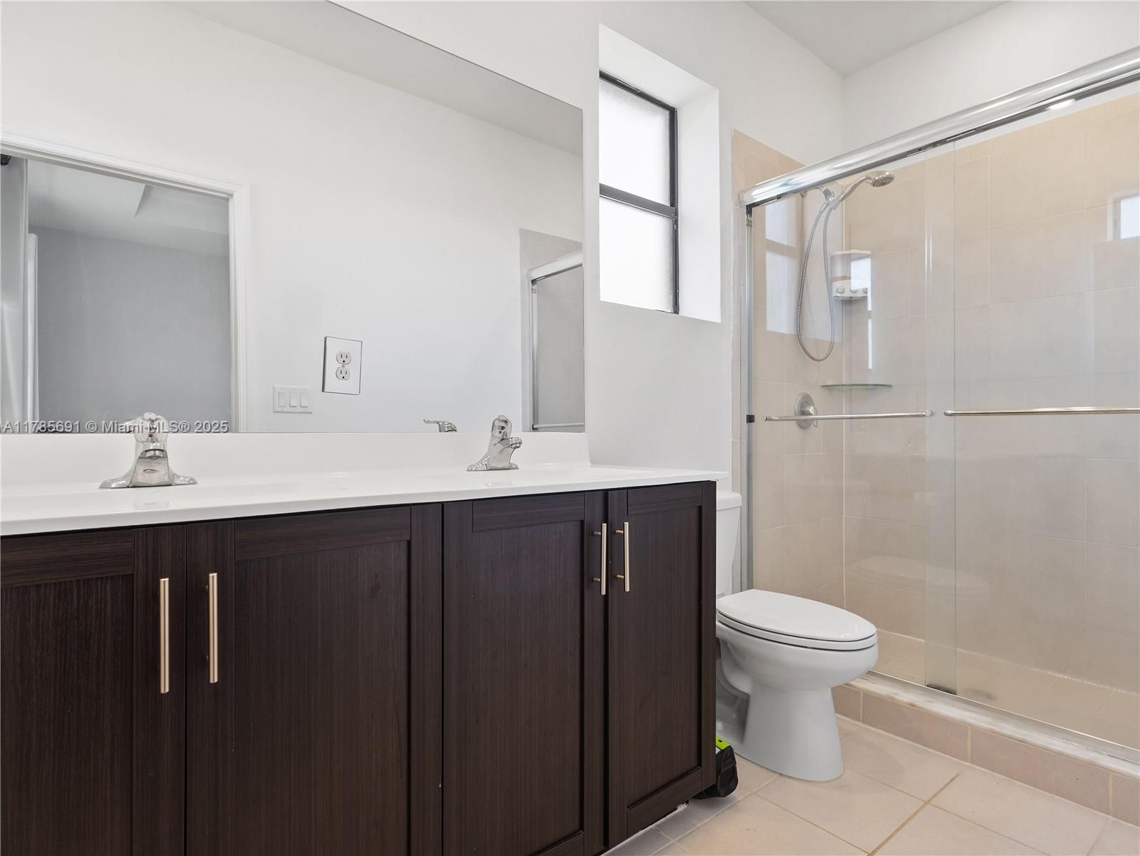 Real estate property located at 14786 181st Ter, Miami-dade, Bowtie Subdivision, Miami, FL