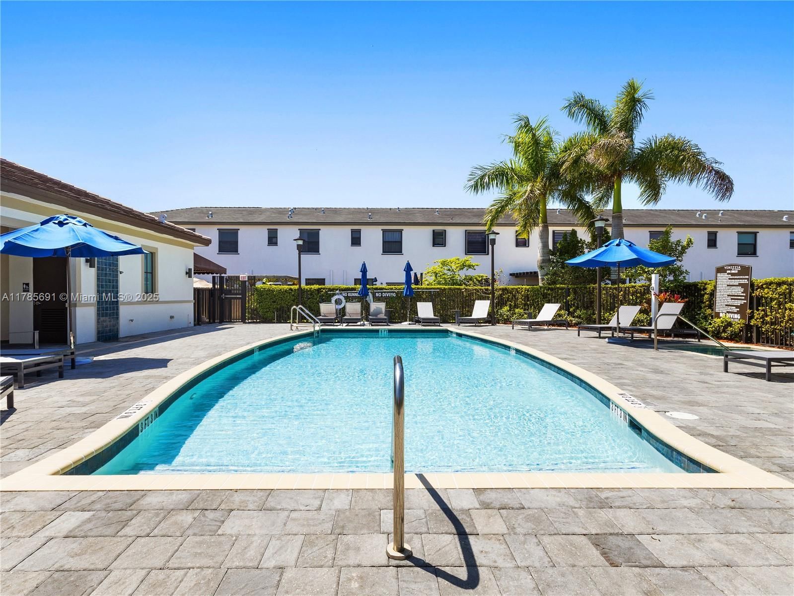 Real estate property located at 14786 181st Ter, Miami-dade, Bowtie Subdivision, Miami, FL