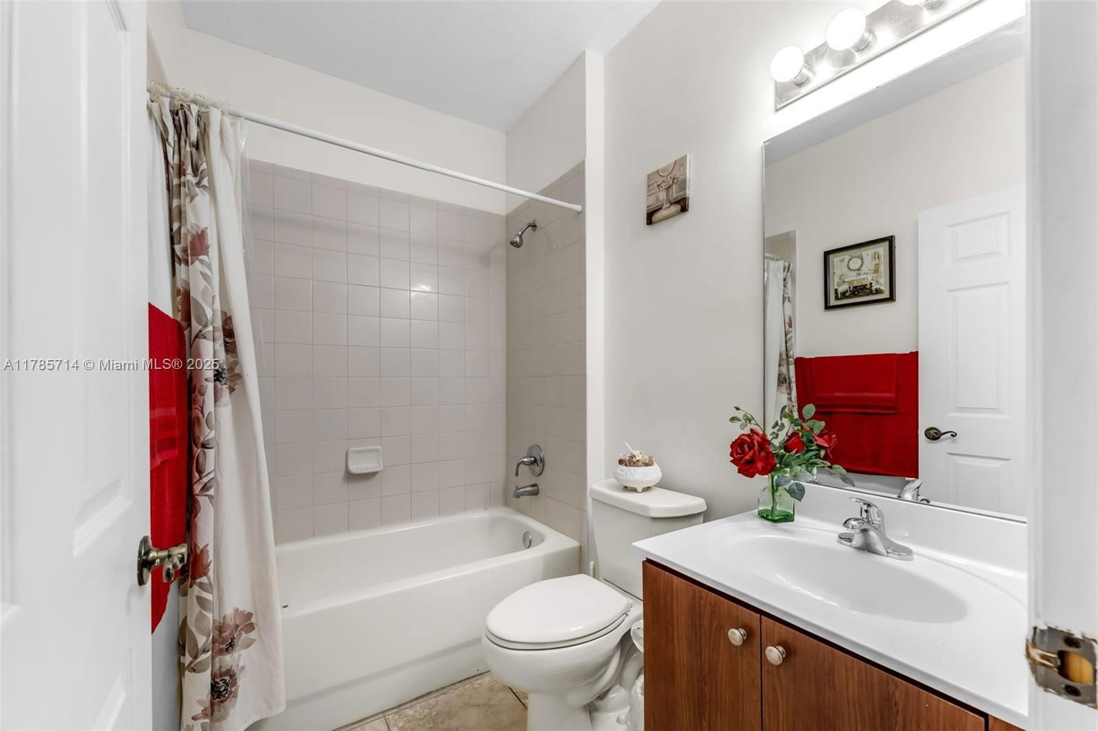 Real estate property located at 4132 149th Pl, Miami-dade, Sorrento Townhomes, Miami, FL