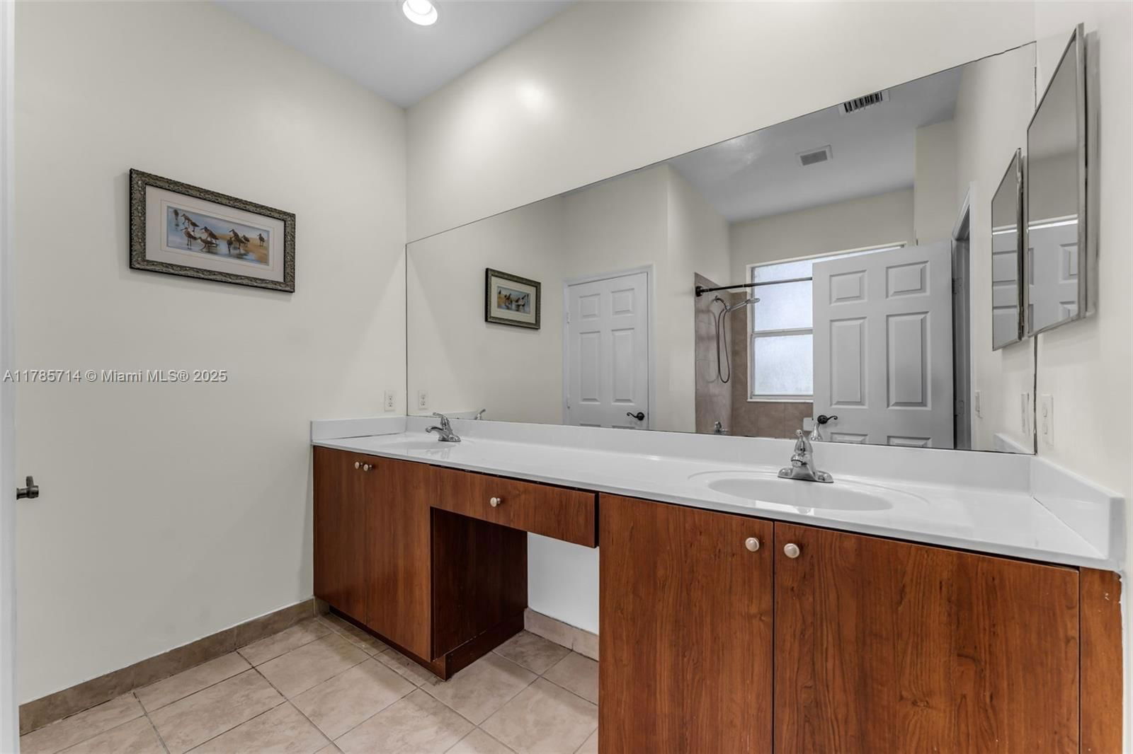 Real estate property located at 4132 149th Pl, Miami-dade, Sorrento Townhomes, Miami, FL