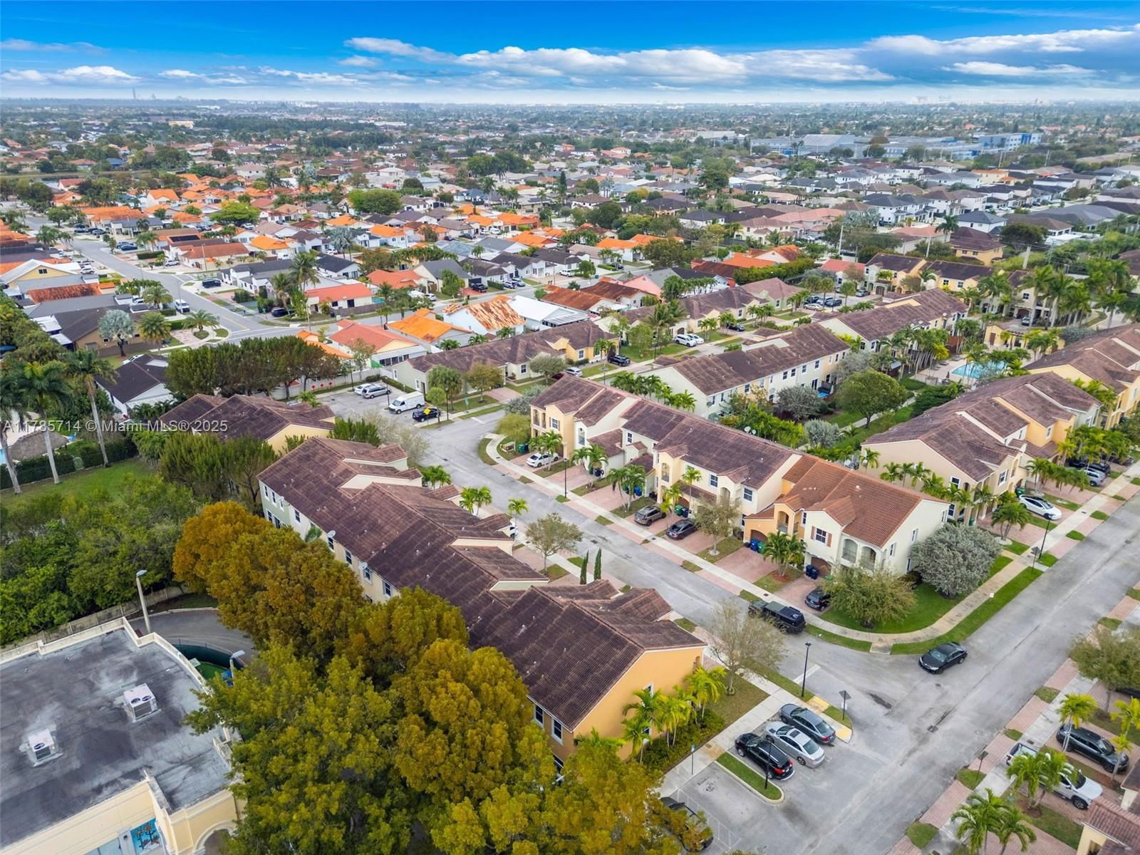Real estate property located at 4132 149th Pl, Miami-dade, Sorrento Townhomes, Miami, FL