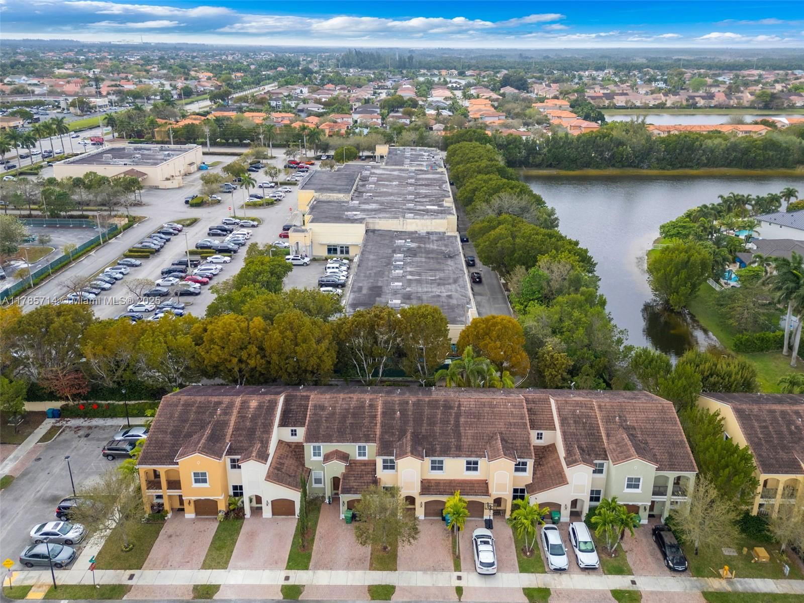 Real estate property located at 4132 149th Pl, Miami-dade, Sorrento Townhomes, Miami, FL