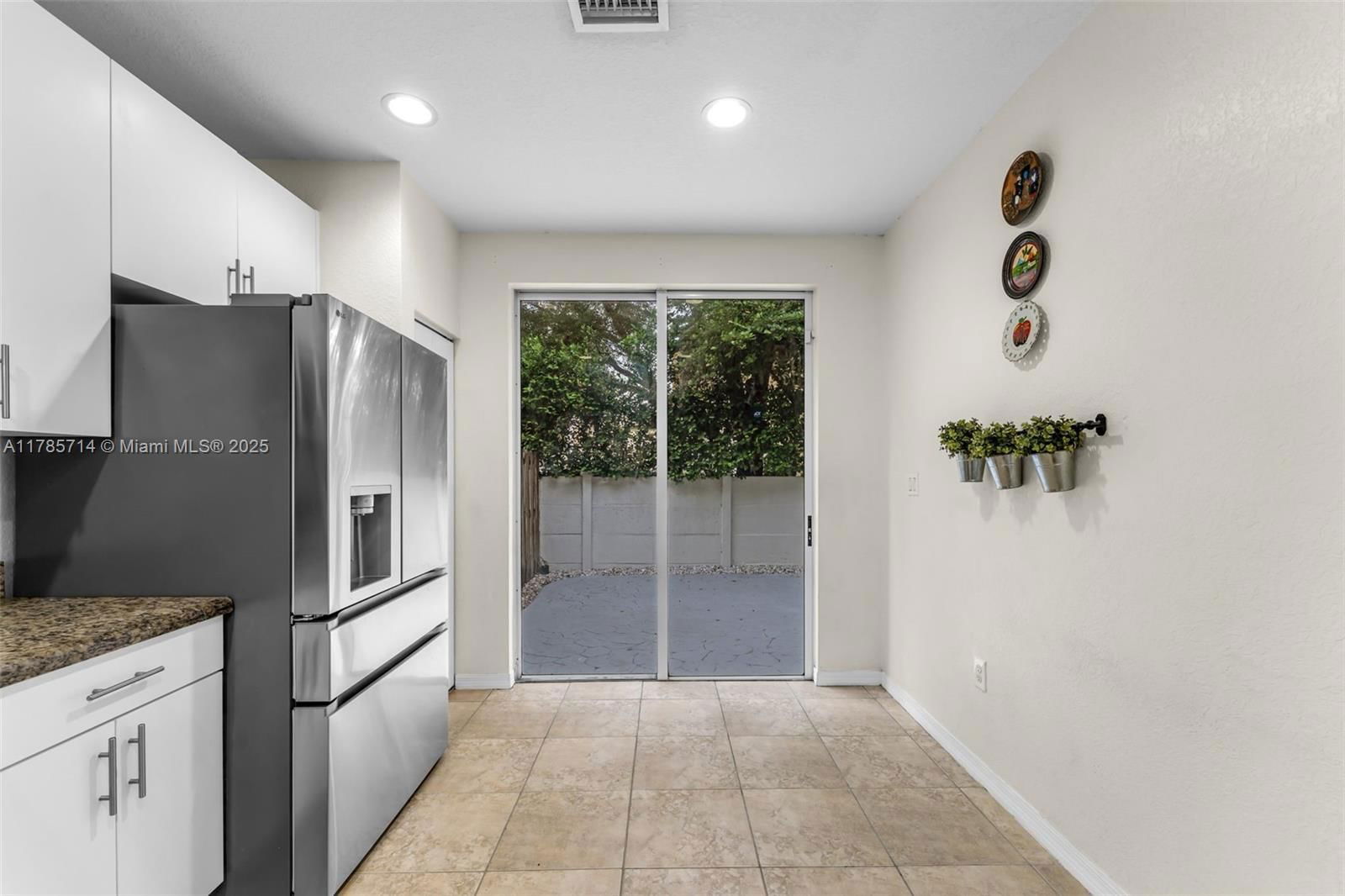 Real estate property located at 4132 149th Pl, Miami-dade, Sorrento Townhomes, Miami, FL