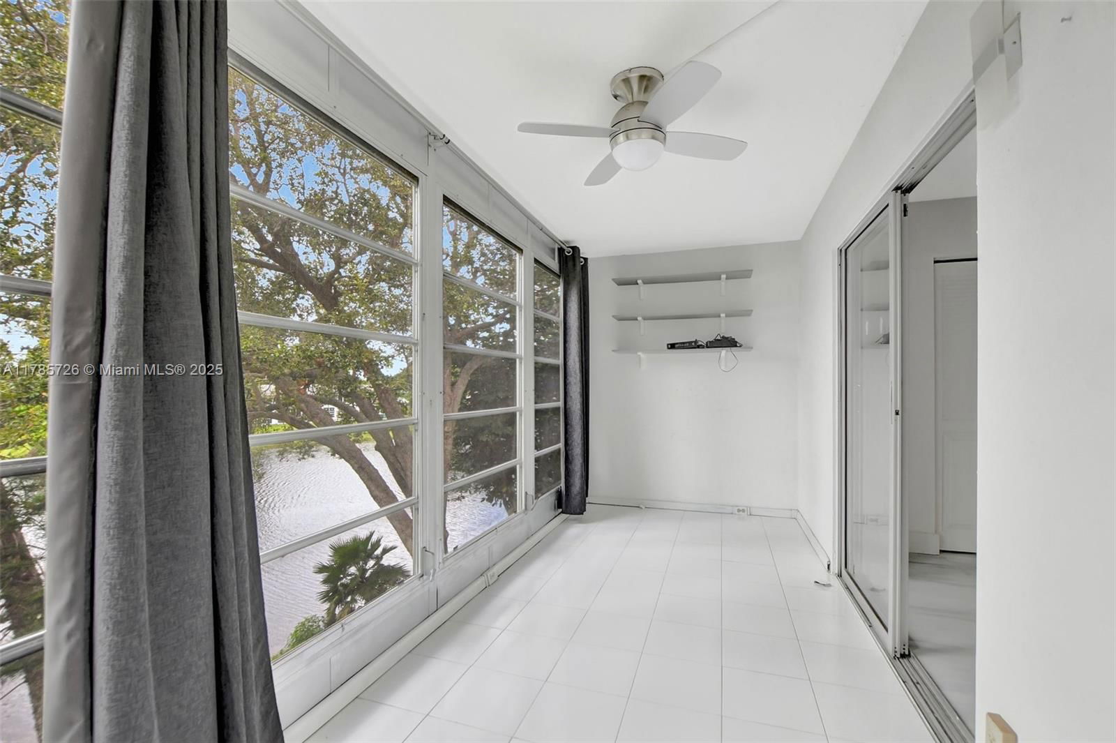 Real estate property located at 3023 Cambridge B #3023, Broward, Century Village Cambridge, Deerfield Beach, FL