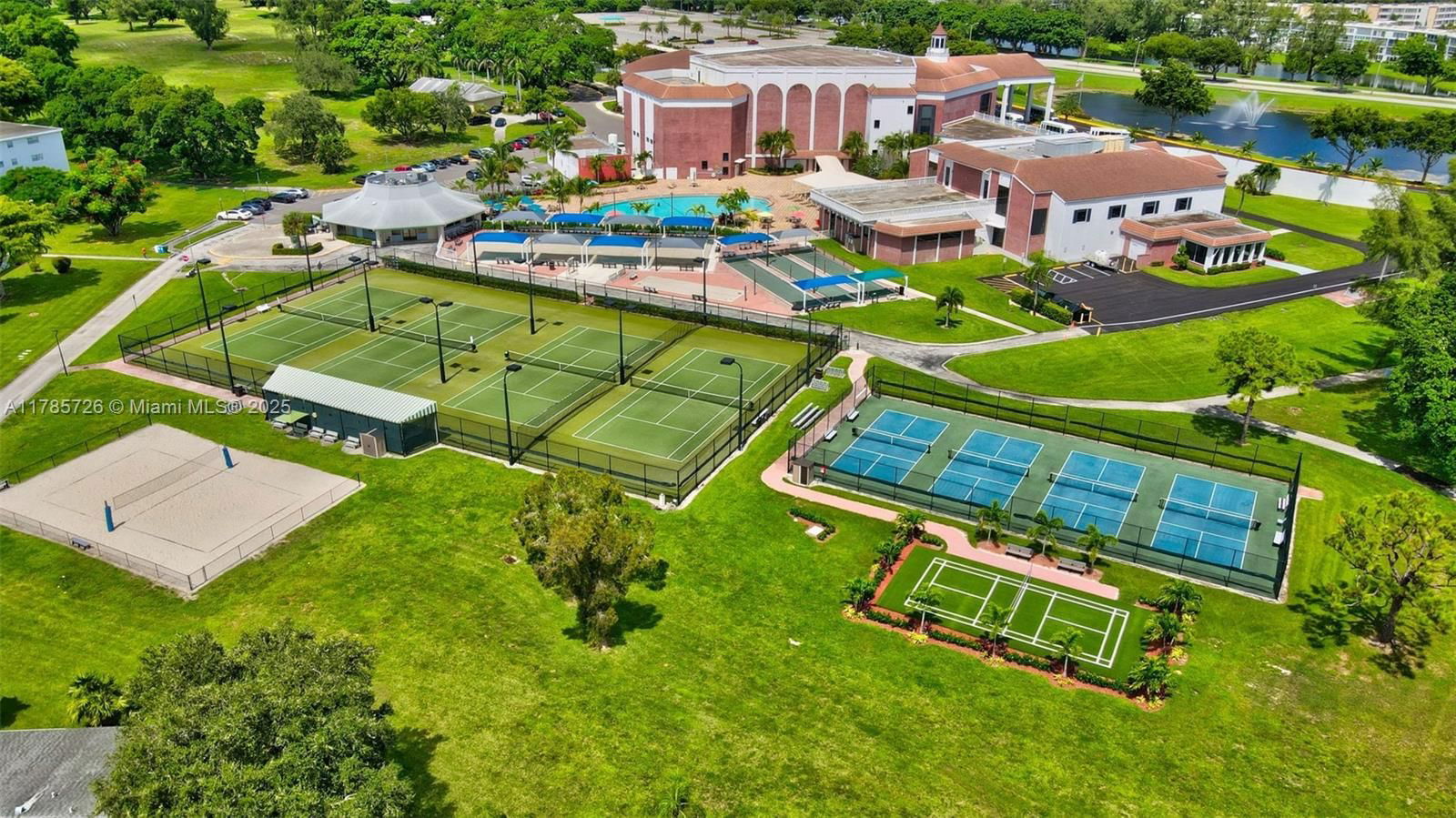 Real estate property located at 3023 Cambridge B #3023, Broward, Century Village Cambridge, Deerfield Beach, FL