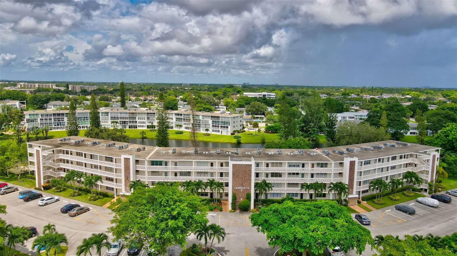 Real estate property located at 3023 Cambridge B #3023, Broward, Century Village Cambridge, Deerfield Beach, FL