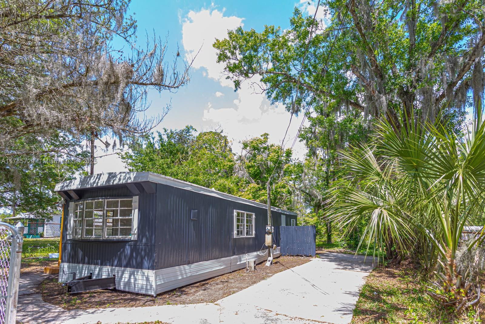 Real estate property located at 120 E Hicks St, Putnam, Glisson & Wells Sub, Palatka, FL