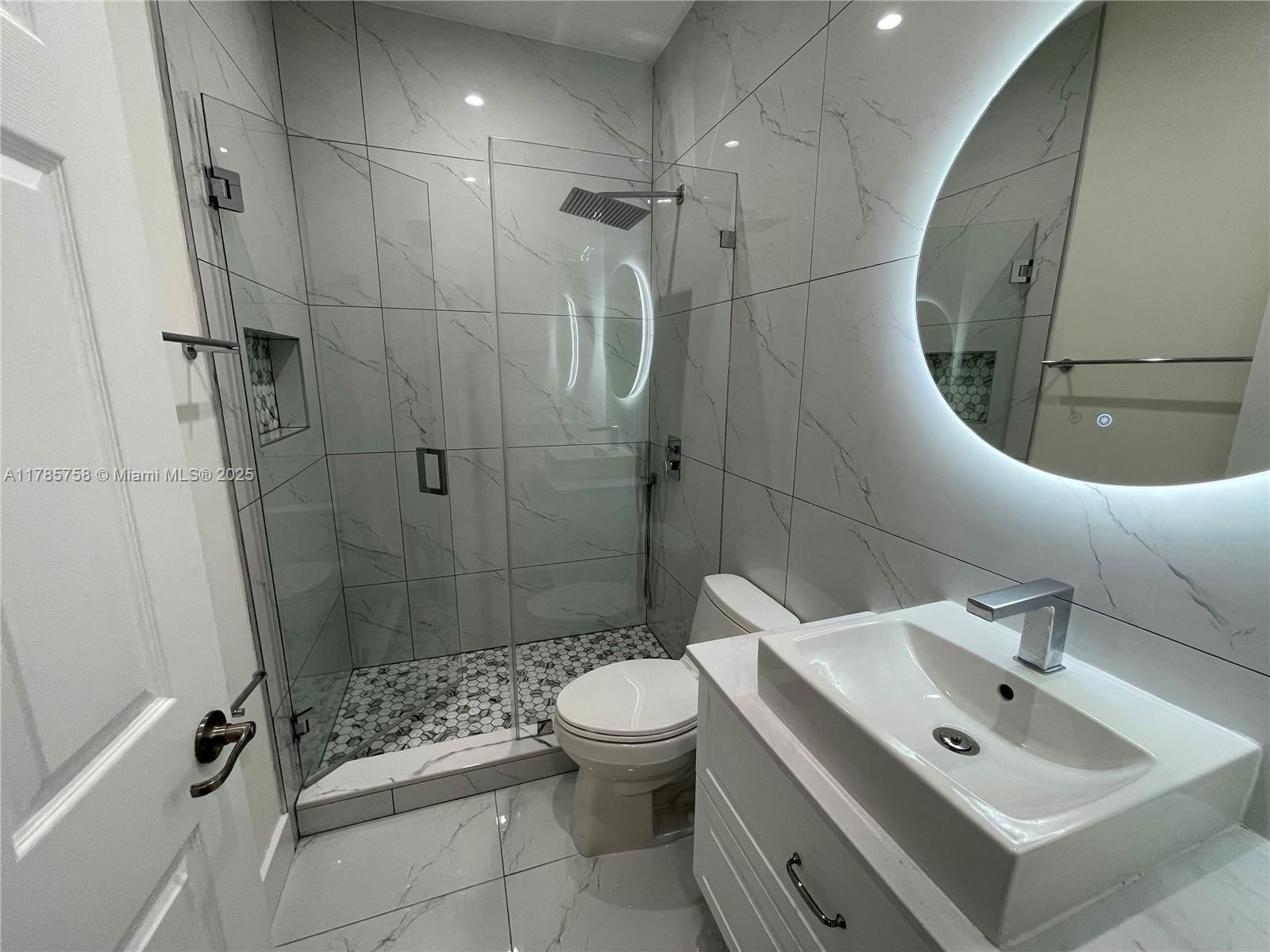 Real estate property located at 9231 32nd Ln, Miami-dade, Bonterra, Hialeah, FL