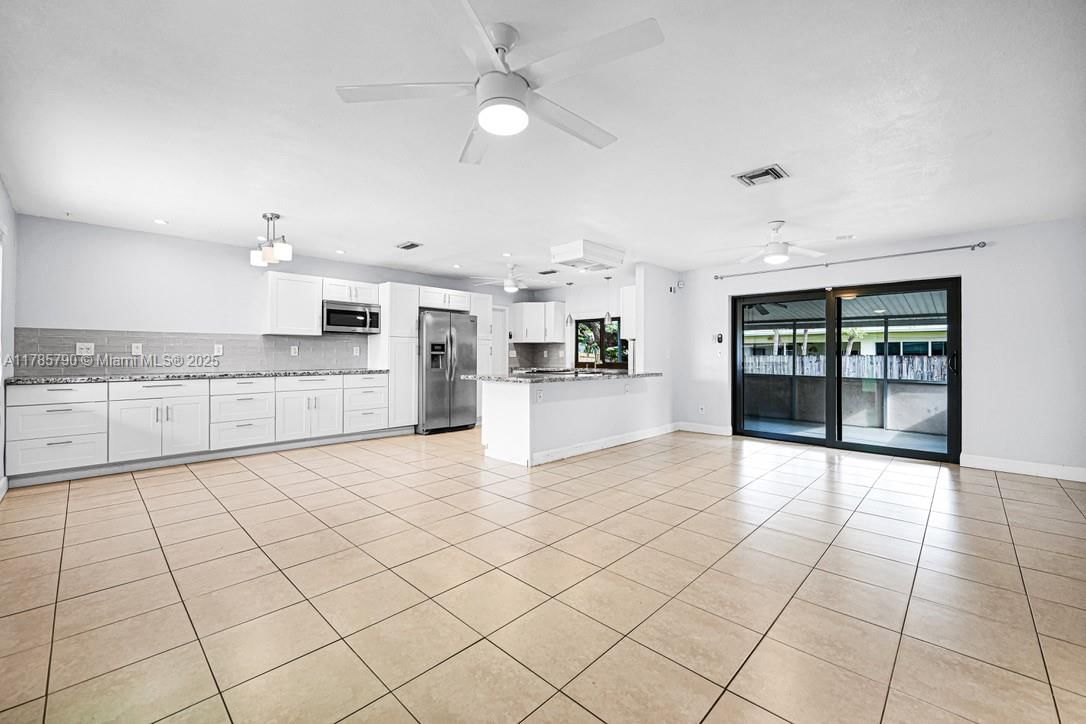 Real estate property located at 8451 10th St, Broward, Boulevard Heights Sec 9, Pembroke Pines, FL