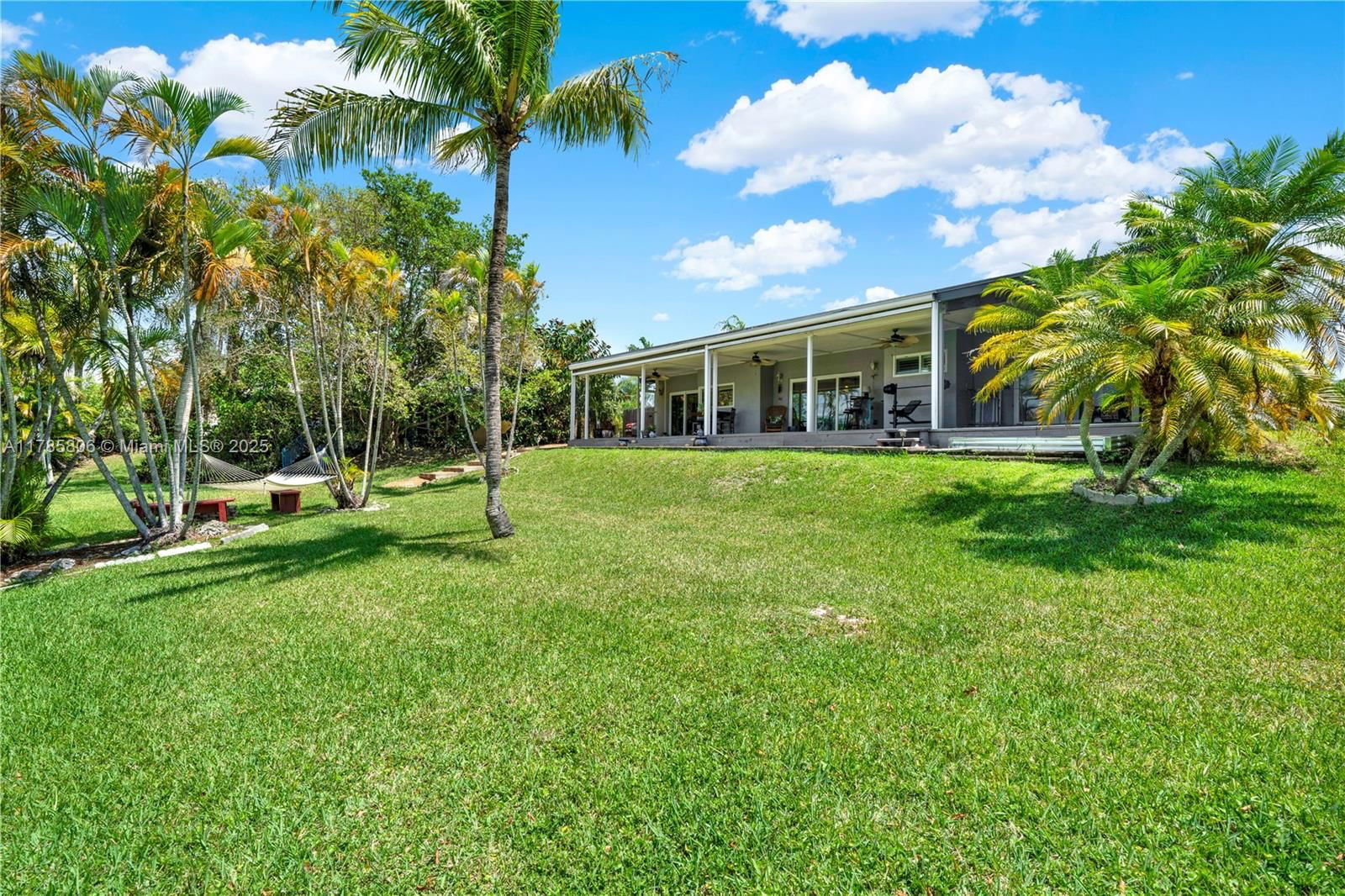 Real estate property located at 21420 97th Pl, Miami-dade, Old Cutler Common Unit 2, Cutler Bay, FL