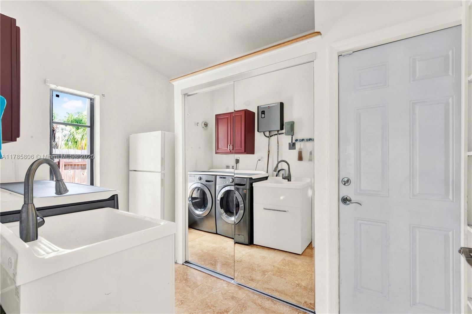 Real estate property located at 21420 97th Pl, Miami-dade, Old Cutler Common Unit 2, Cutler Bay, FL