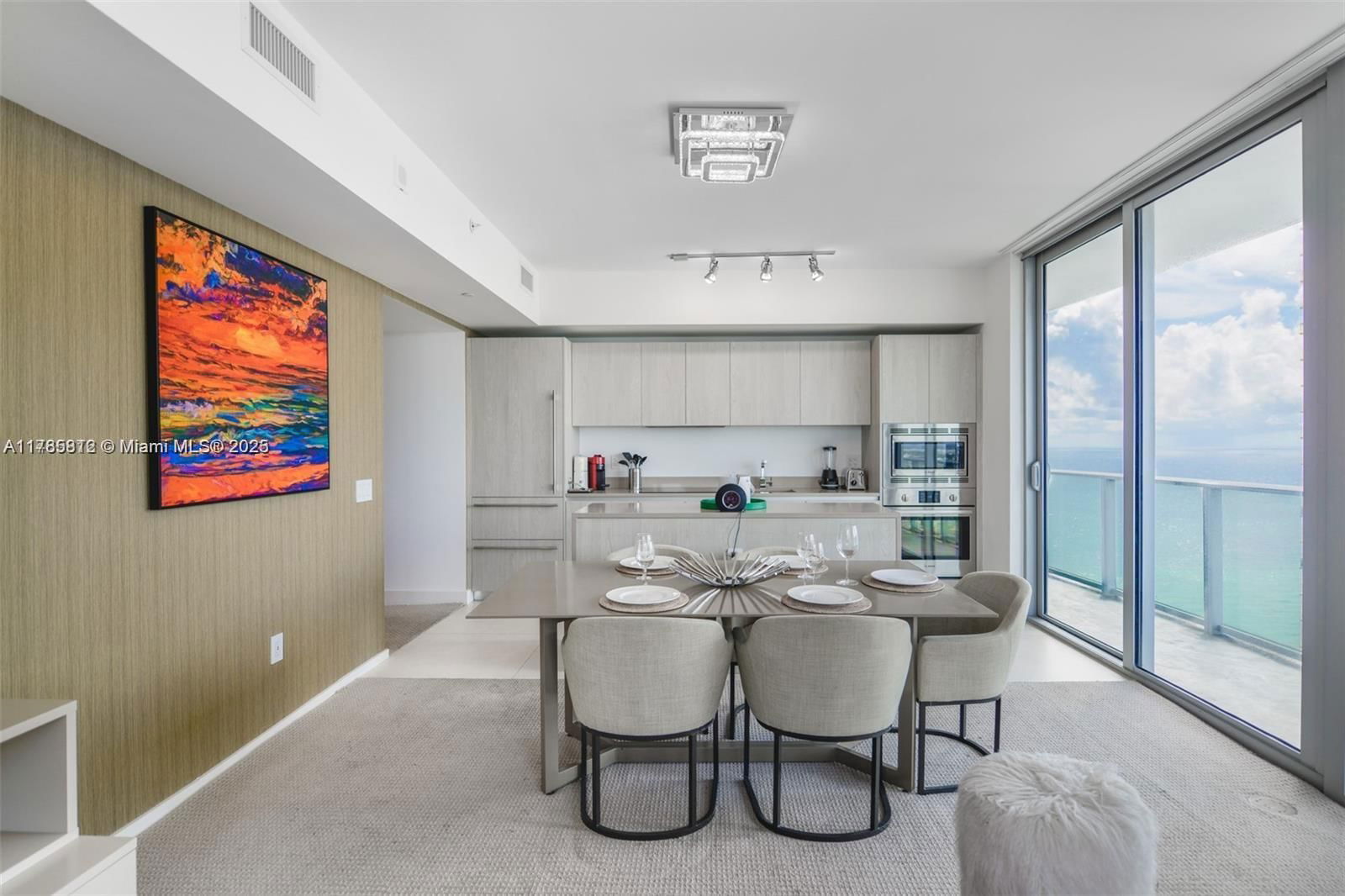 Real estate property located at 4111 Ocean Dr #2711, Broward, Lyfe / Hyde, Hollywood, FL