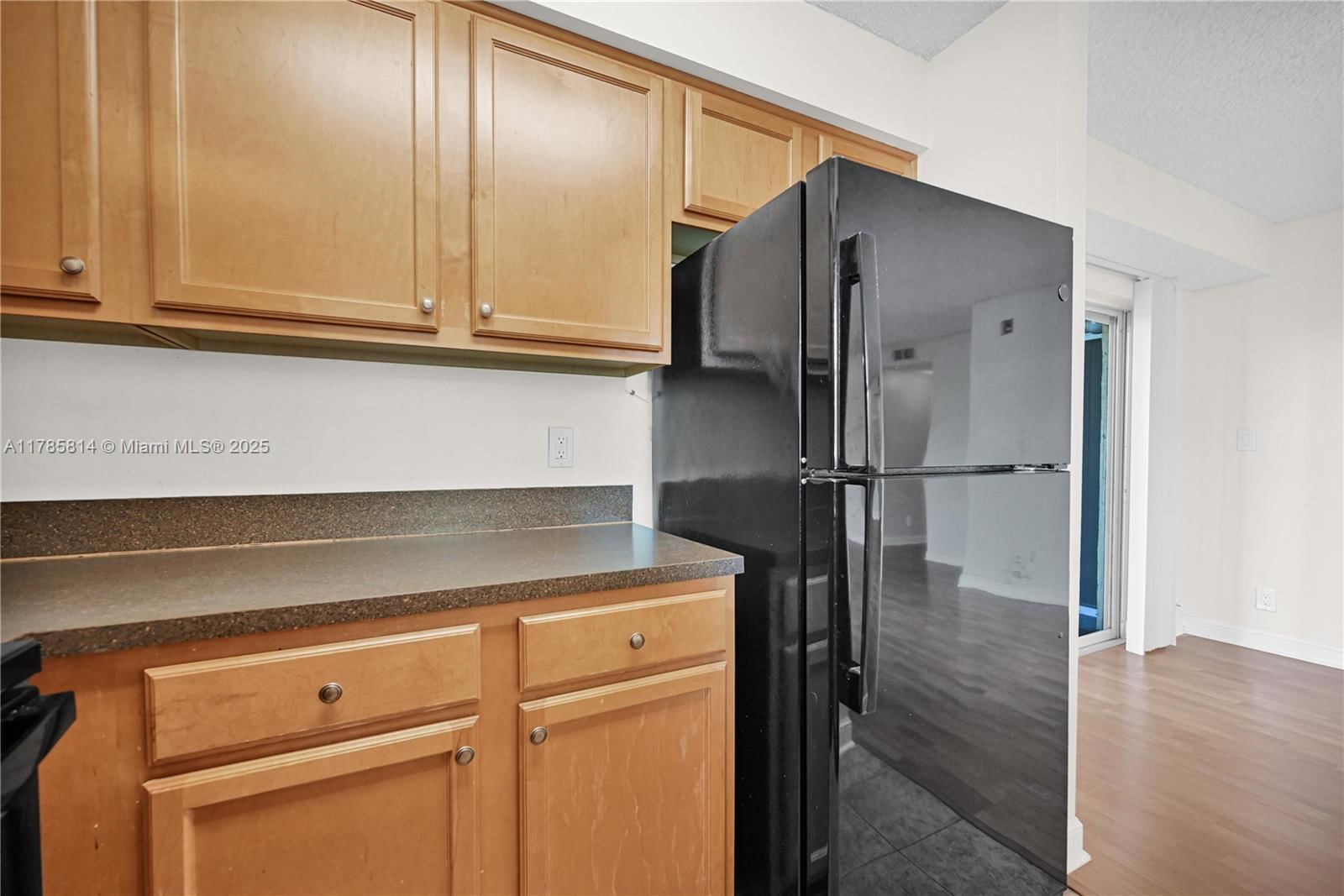 Real estate property located at 7640 Westwood Dr #404, Broward, South Palm Place Condo, Tamarac, FL