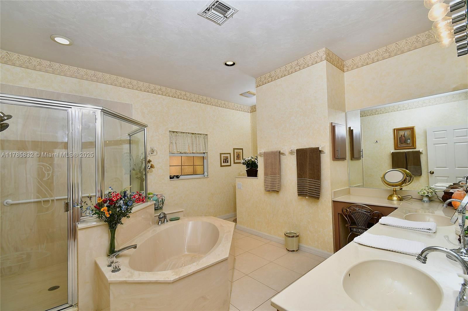 Real estate property located at 844 Haskell, Lee, Twin Lakes Estates, Lehigh Acres, FL
