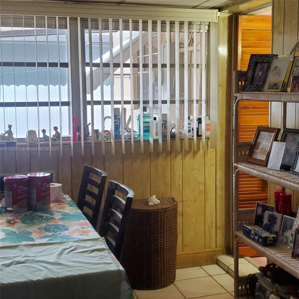 Real estate property located at 2541 10th Ave, Miami-dade, Hialeah Homesites 1st Add, Hialeah, FL