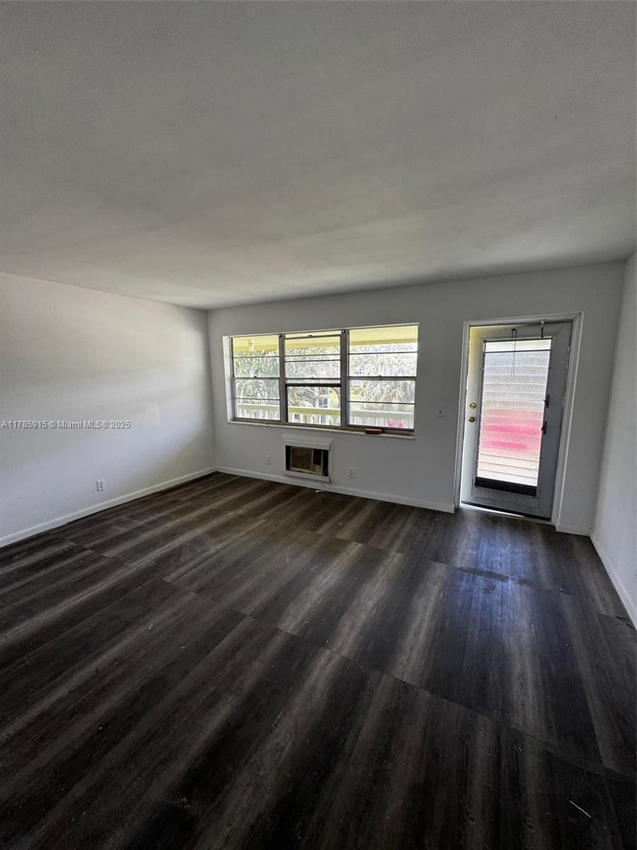 Real estate property located at 42 Sheffield B B, Palm Beach, Sheffield Condos A To Q, West Palm Beach, FL