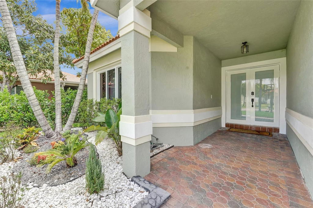 Real estate property located at 13460 6th Dr, Broward, Sawgrass Plantation, Plantation, FL