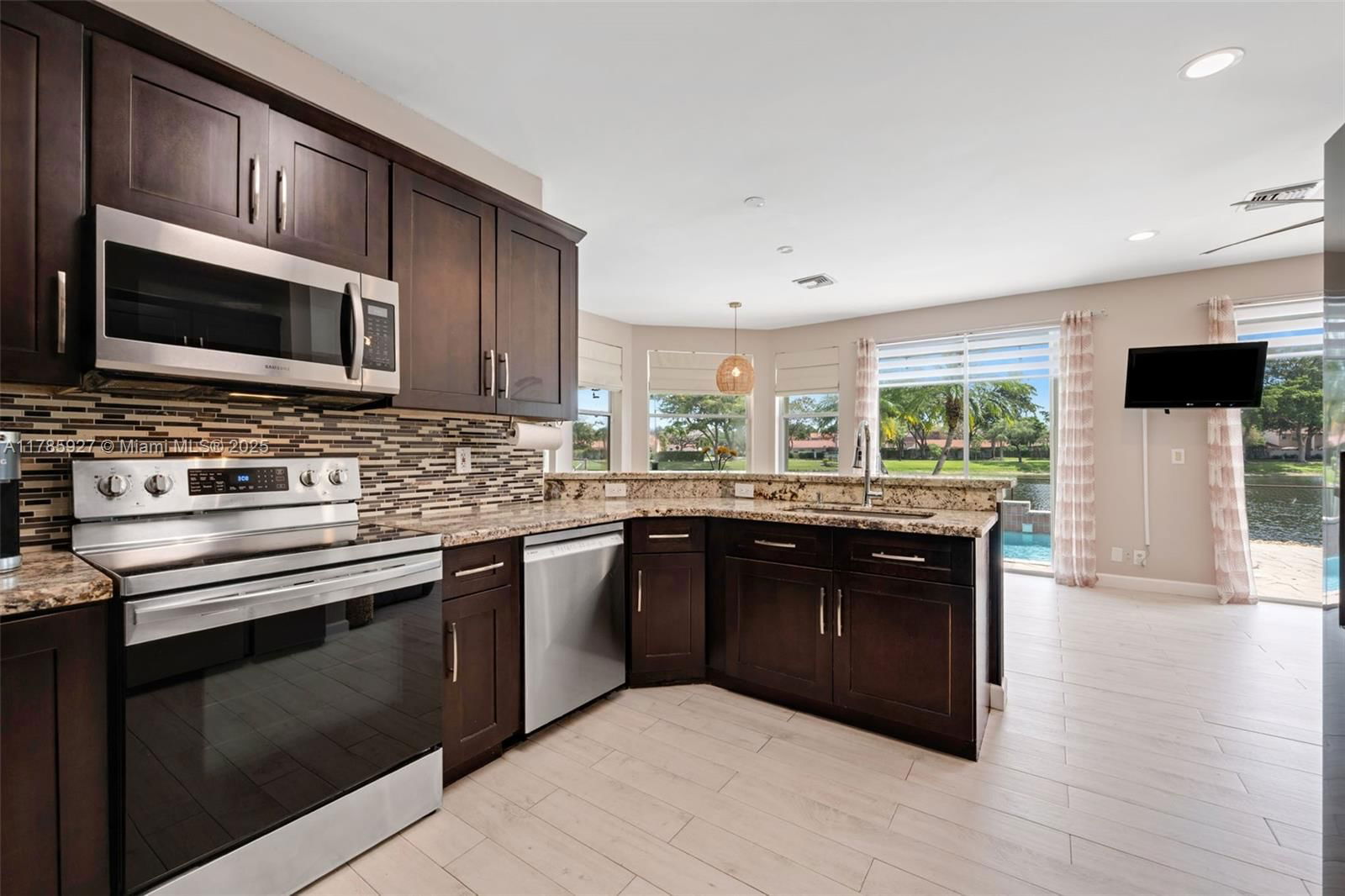 Real estate property located at 4406 63rd Dr, Broward, Winston Park Section Thre, Coconut Creek, FL