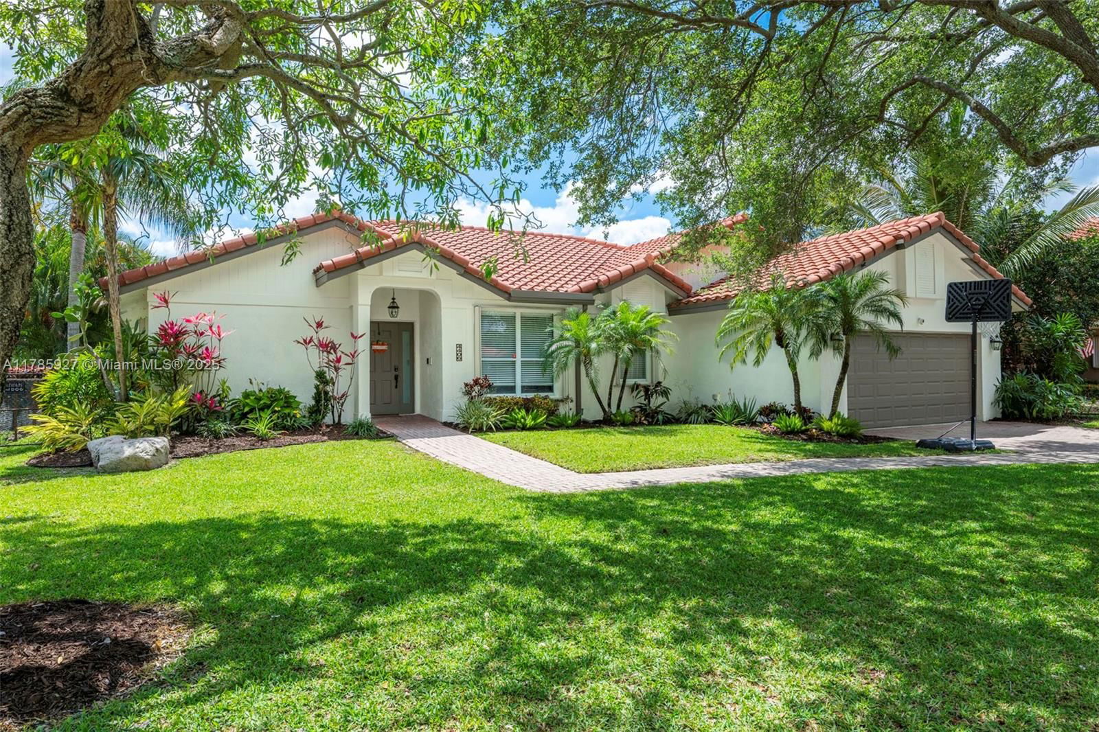Real estate property located at 4406 63rd Dr, Broward, Winston Park Section Thre, Coconut Creek, FL