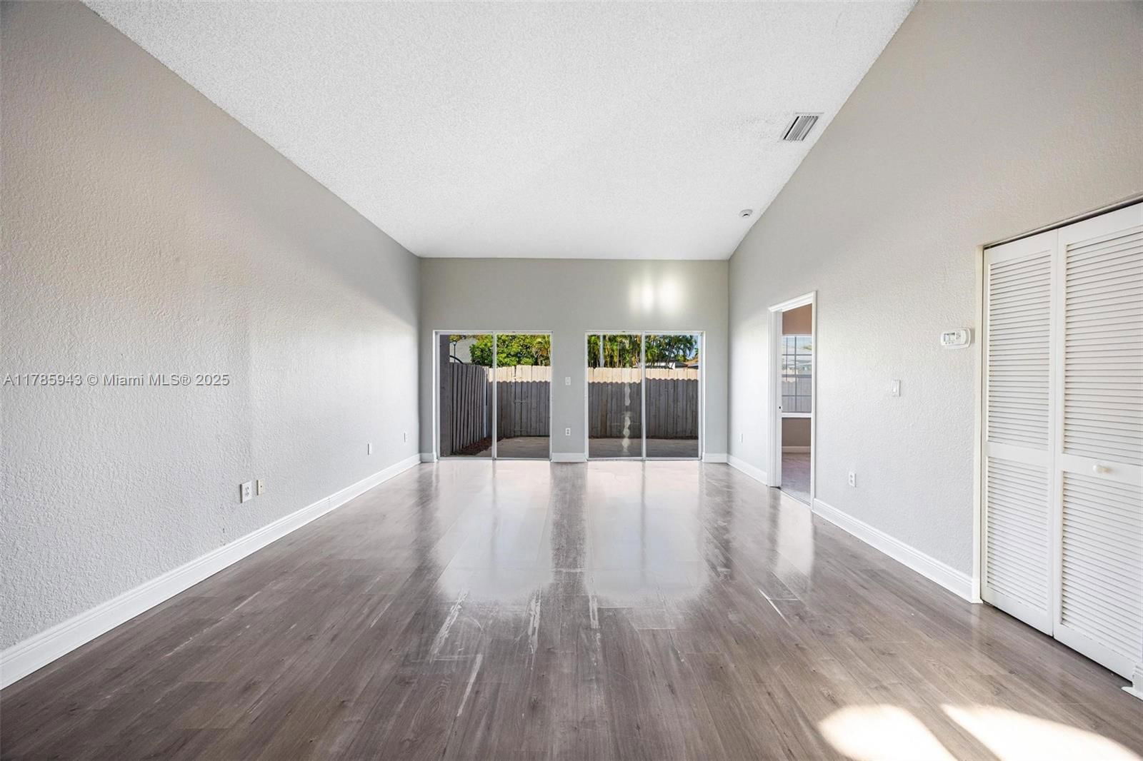 Real estate property located at 10297 162nd Ct, Miami-dade, Forest Lakes Country Gard, Miami, FL